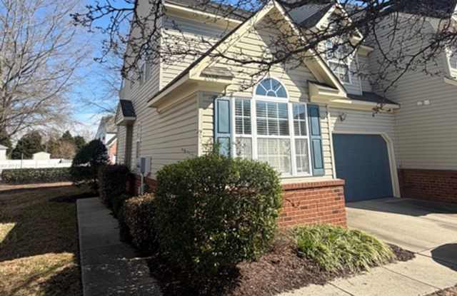 South Village Townhomes - 2029 Augusta Court, Suffolk, VA 23435