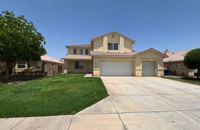 224 Fonzie Ave., Imperial Gallery 1