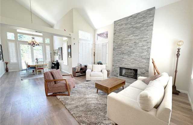 22442 Bayberry Gallery 2