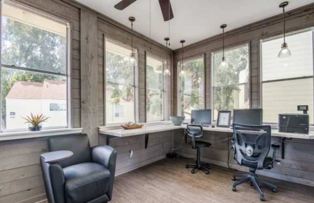 7658 Callaghan Rd Gallery 1