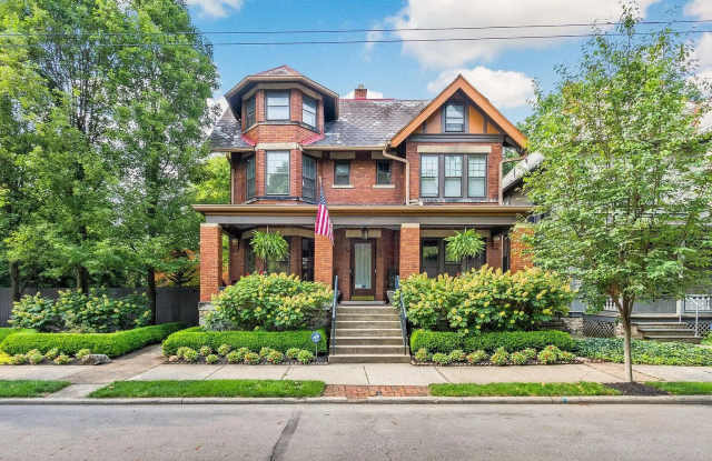 829 Franklin Avenue photos photos