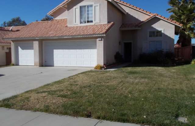 3bd/2.5ba POOL Home - Forest Oaks Way! Gallery 1