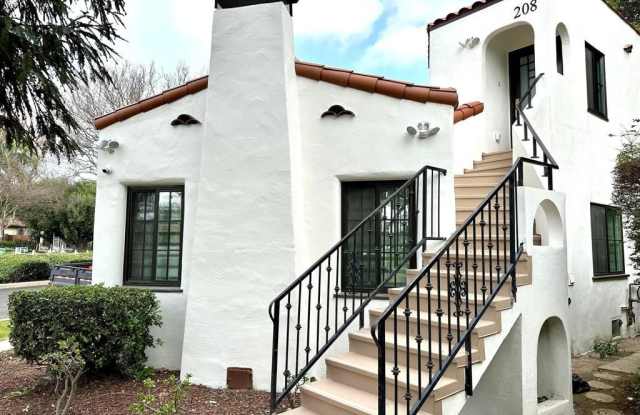 208 N Cordova Street photos photos