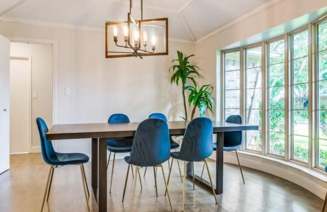 7404 Carta Valley Drive Gallery 2