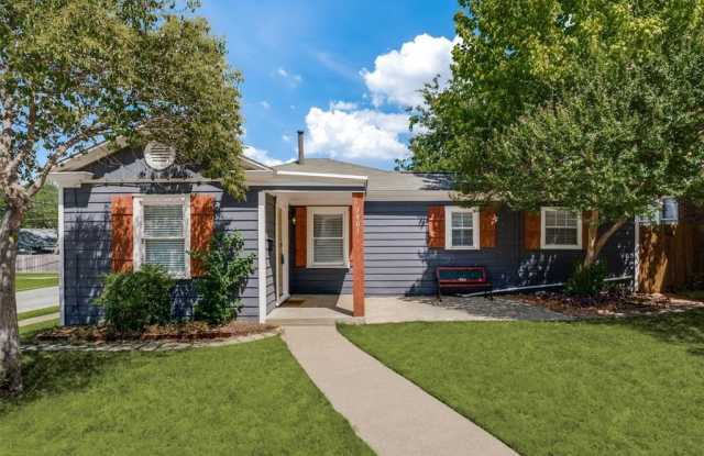 1401 Hurley Avenue - 1401 Hurley Avenue, Fort Worth, TX 76104