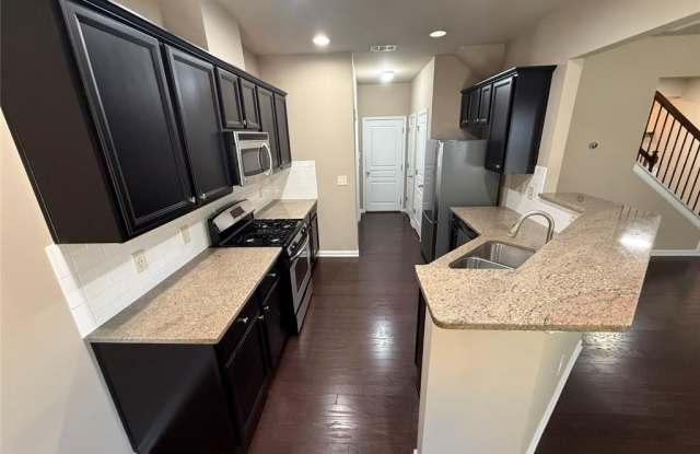 13256 Warrensville Cove Gallery 2