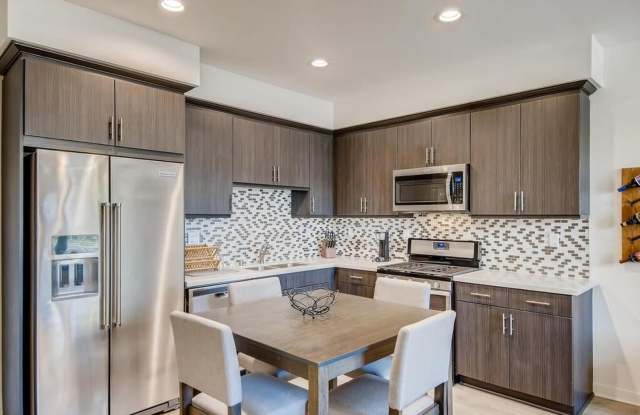 Bright and Modern 2 Bedroom Townhome in Otay Ranch! photos photos Bright and Modern 2 Bedroom Townhome in Otay Ranch! photos photos