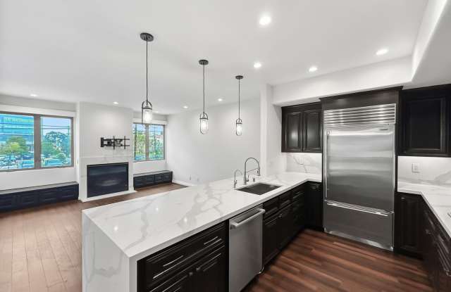 Beautiful 3BD/3.5BA W/ A/C and 2-Car Attached Garage in Hillcrest! photos photos