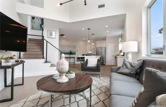4405 Channel Place Gallery 4