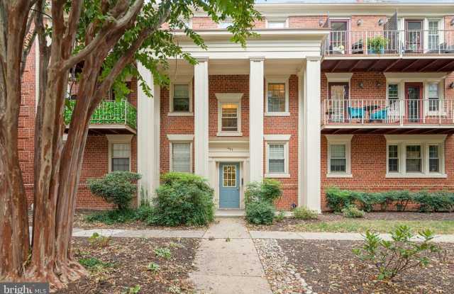 1403 E ABINGDON Drive unit: 6 - 1403 East Abingdon Drive, Alexandria, VA 22314