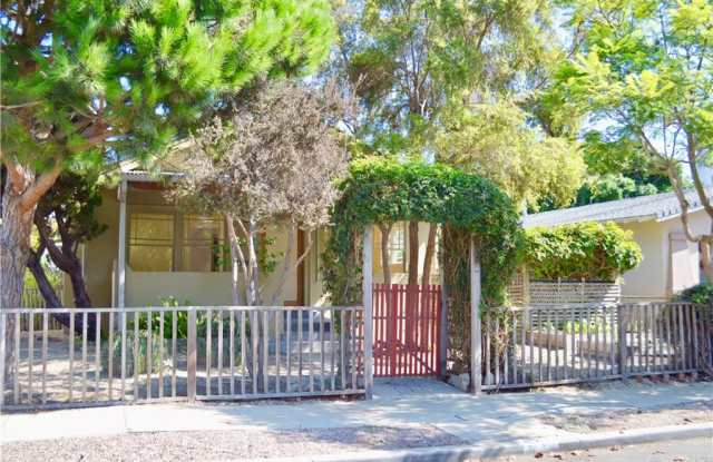 822 Angelus Place - 822 Angeles Place, Los Angeles, CA 90291