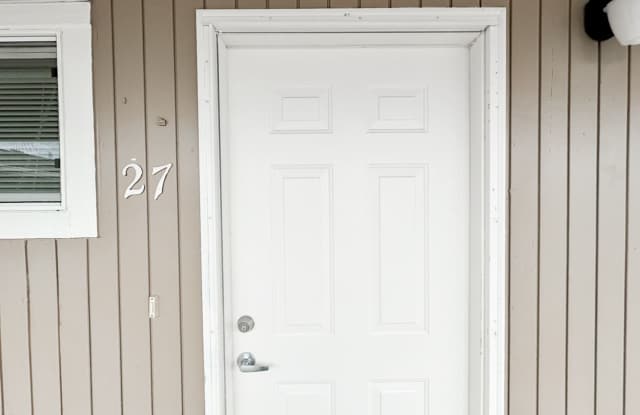 317 E Heintz St photos photos