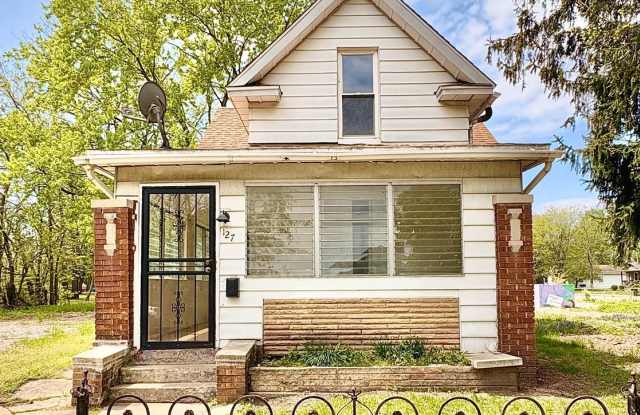 127 Elm St - South Bend photos photos