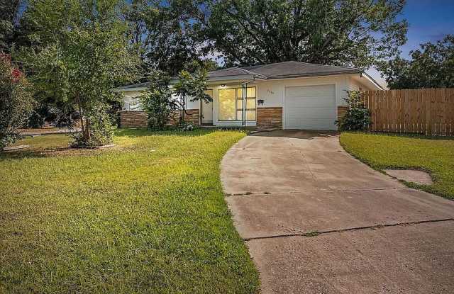 Updated and Modernized 3-Bedroom Home in Tulsa photos photos