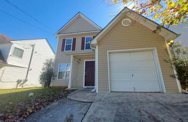 Beautiful 3BR/2.5BA Townhome in Scenic Lake Community Lithonia, GA Gallery 1