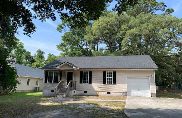 3 Bedroom 2 Bath House on Friendly Lane photos photos