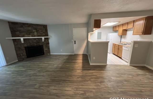 Gound level 3-bedroom 2 Bathroom Condo in Robinwood! - 18021 East Kentucky Avenue, Aurora, CO 80017 Gound level 3-bedroom 2 Bathroom Condo in Robinwood! - 18021 East Kentucky Avenue, Aurora, CO 80017