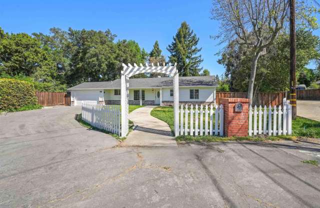 72 Orchard Ct photos photos