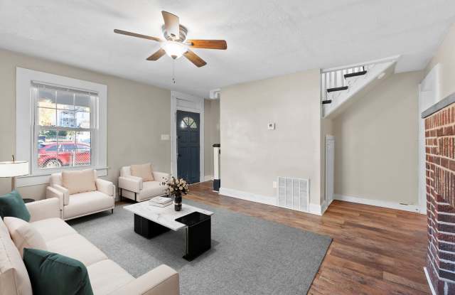 Charming 3-Bedroom Rental at 207 Wadsworth, Lynchburg, VA! - 207 Wadsworth Street, Lynchburg, VA 24501