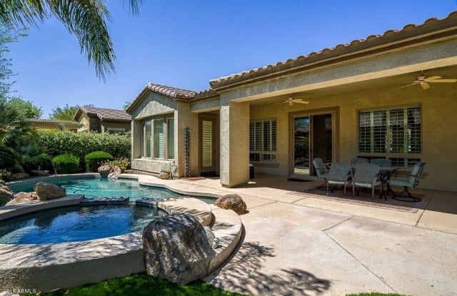 12731 W JASMINE Trail - 12731 West Jasmine Trail, Peoria, AZ 85383
