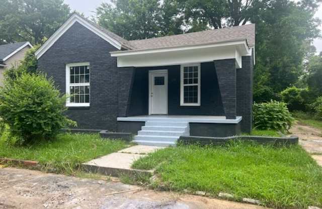 1318 Glenn St photos photos