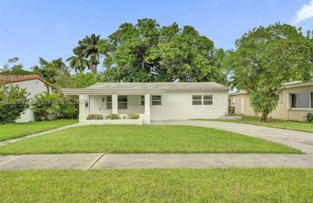 1423 Garfield St photos photos
