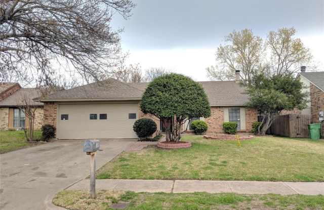 4013 Shagbark Street - 4013 Shagbark Street, Fort Worth, TX 76137