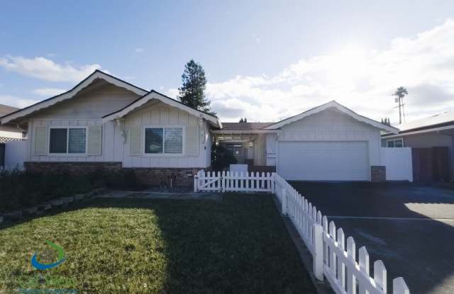 $4,495 - Beautiful 4 beds/2 Baths Home near Los Gatos Border photos photos