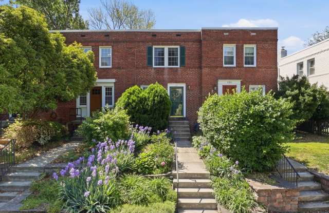 123 E Linden St photos photos
