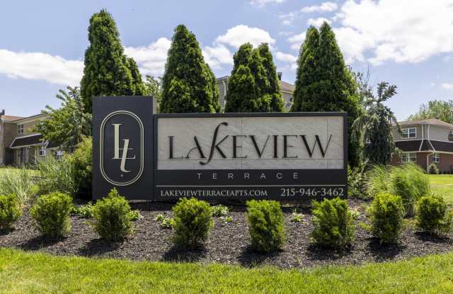 Lakeview Terrace photos photos