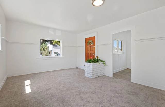 1330 Chino St photos photos