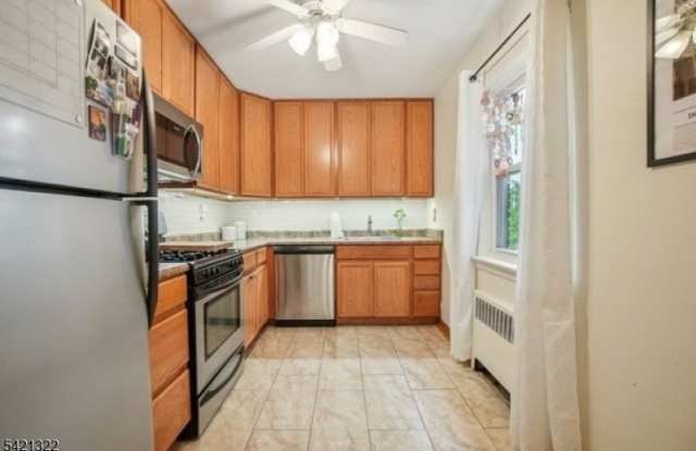 59-61 Brighton Avenue U-8 Gallery 3