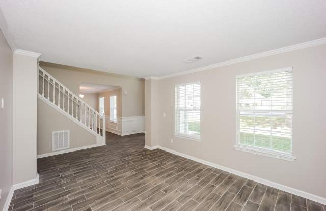 185 Kentwood Springs Drive Gallery 4