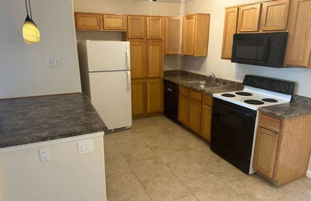 Clean 3 bedroom, 2 bathroom condo in Westminster! photos photos