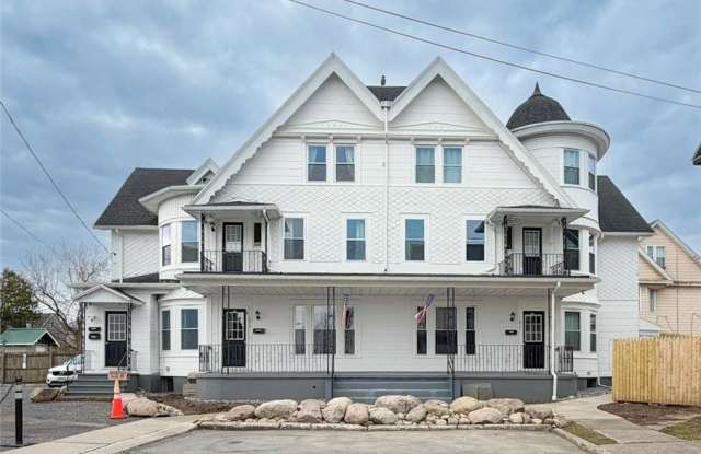 1017 White Place photos photos