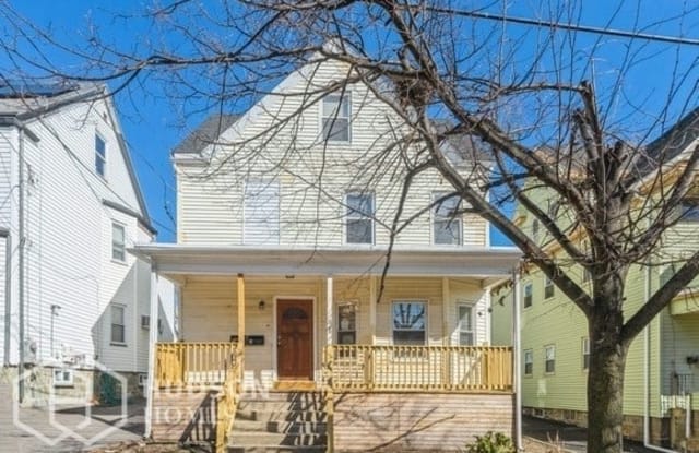 31 Calhoun Avenue - 31 Calhoun Avenue, Everett, MA 02149