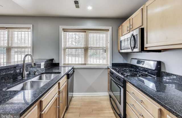 5045 CALL Place SE unit: 102 photos photos