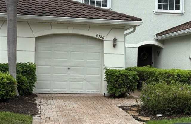 8686 Athena Court photos photos