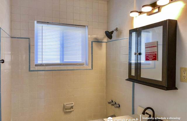 2318 Carnegie Lane #A Gallery 3