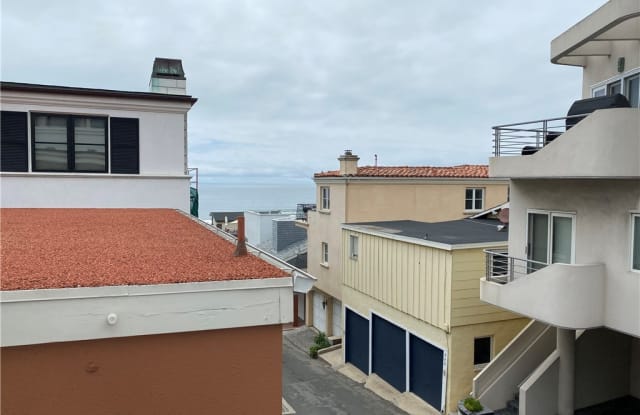 218 16th PL Place - 218 16th Place, Manhattan Beach, CA 90266
