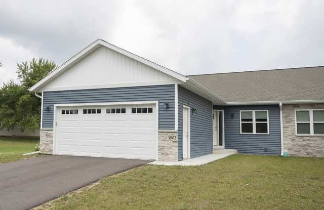 3802 Ross Ave - 3802 Ross Avenue, Weston, WI 54476