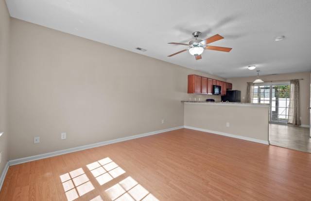 4009 Banister Loop Gallery 4