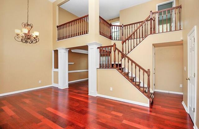 6803 Flat Creek Drive Gallery 4