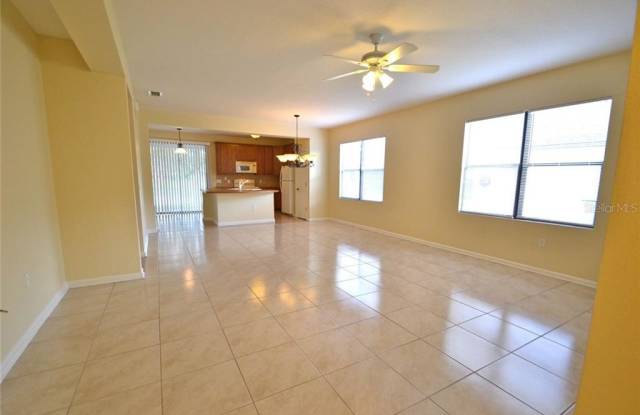 185 DRYDEN CIRCLE Gallery 3