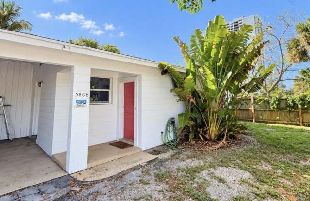 5806 N FLAGLER Drive Gallery 1