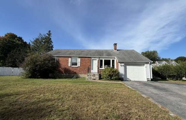 526 Trapelo Road Gallery 1