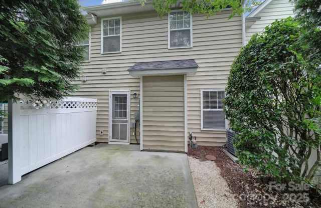 321 Rose Garden Ct photos photos