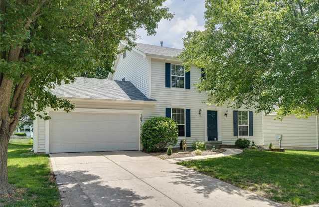 16755 Chesterfield Manor Drive - 16755 Chesterfield Manor Drive, Chesterfield, MO 63005