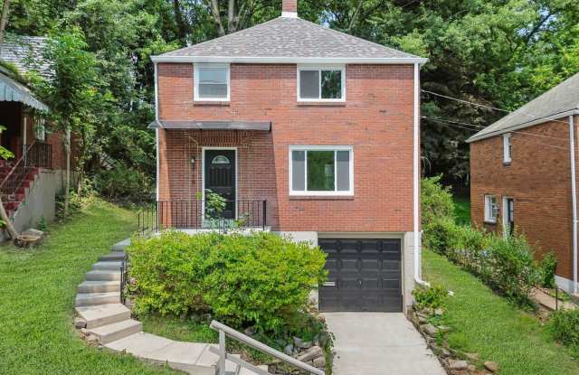 AVAILABLE NOW! RENOVATED 3-BEDROOM! photos photos AVAILABLE NOW! RENOVATED 3-BEDROOM! photos photos