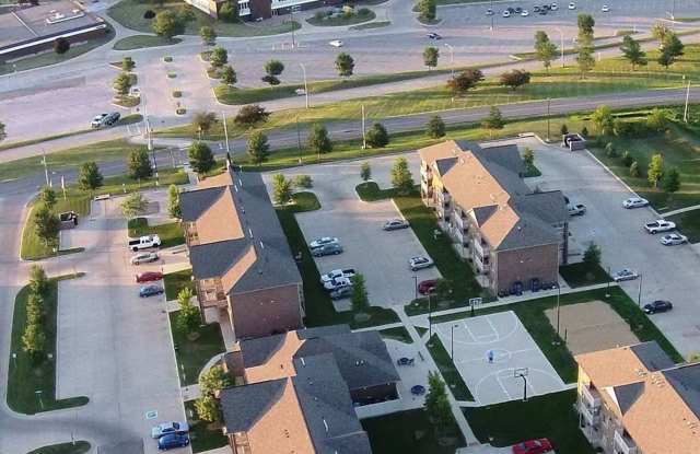 Elevate Apartments at Hawkeye - Student Housing photos photos